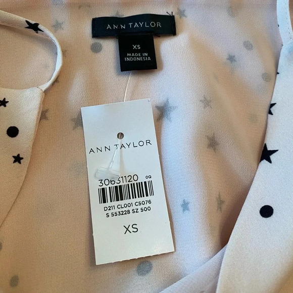 Ann Taylor Stars Print Tank Top - Picture 5 of 6